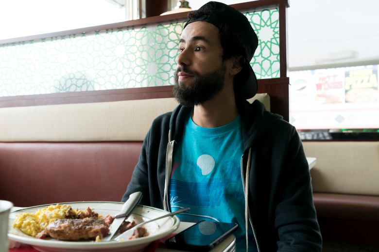 #GoldenGlobes: Ramy Youssef wins Best Actor in a TV Series (Musical or Comedy) for #Ramy: bit.ly/2tArBR2