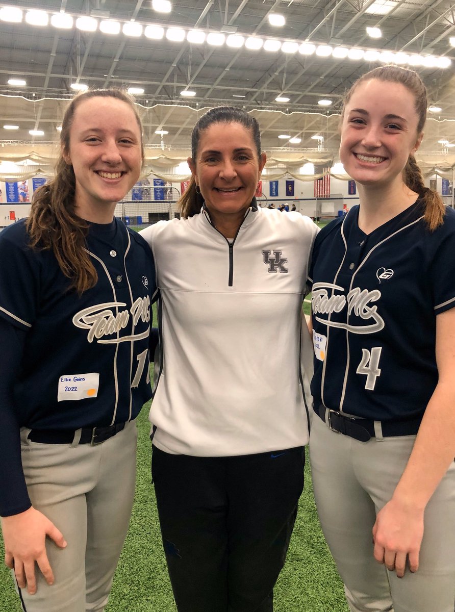 TeamNCEaton's tweet photo. @mceaton04 & @elliegoins got some work in this weekend at the @UKsoftball camp. Thanks @UKCoachLawson @UKCoachHimes & @coachjb_18 for a great experience for these two. #ellieG #hammer #gowildcats https://t.co/mtL2fTQ50g