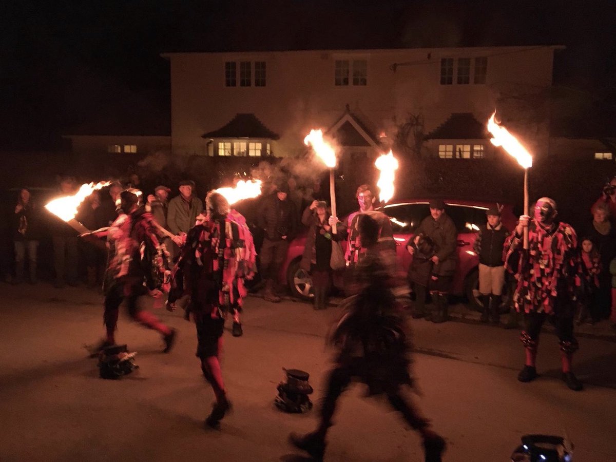 Our very first #fire dance at #RedLionPubBrightwellCumSotwell for #TwelfthNight #Wassail!