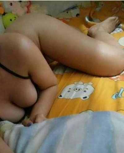 SexOnely's tweet photo. नागै छु आउन हो  लाडो ठ्ङ्के को छ भने  दुई जना https://t.co/mPIkKdmAEV