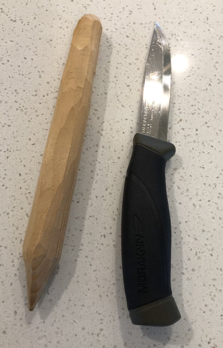 JCampEducator's tweet photo. Steps involved for the bow drill: 1) dry cedar; 2) time and patience https://t.co/VnJgbt9V7Y