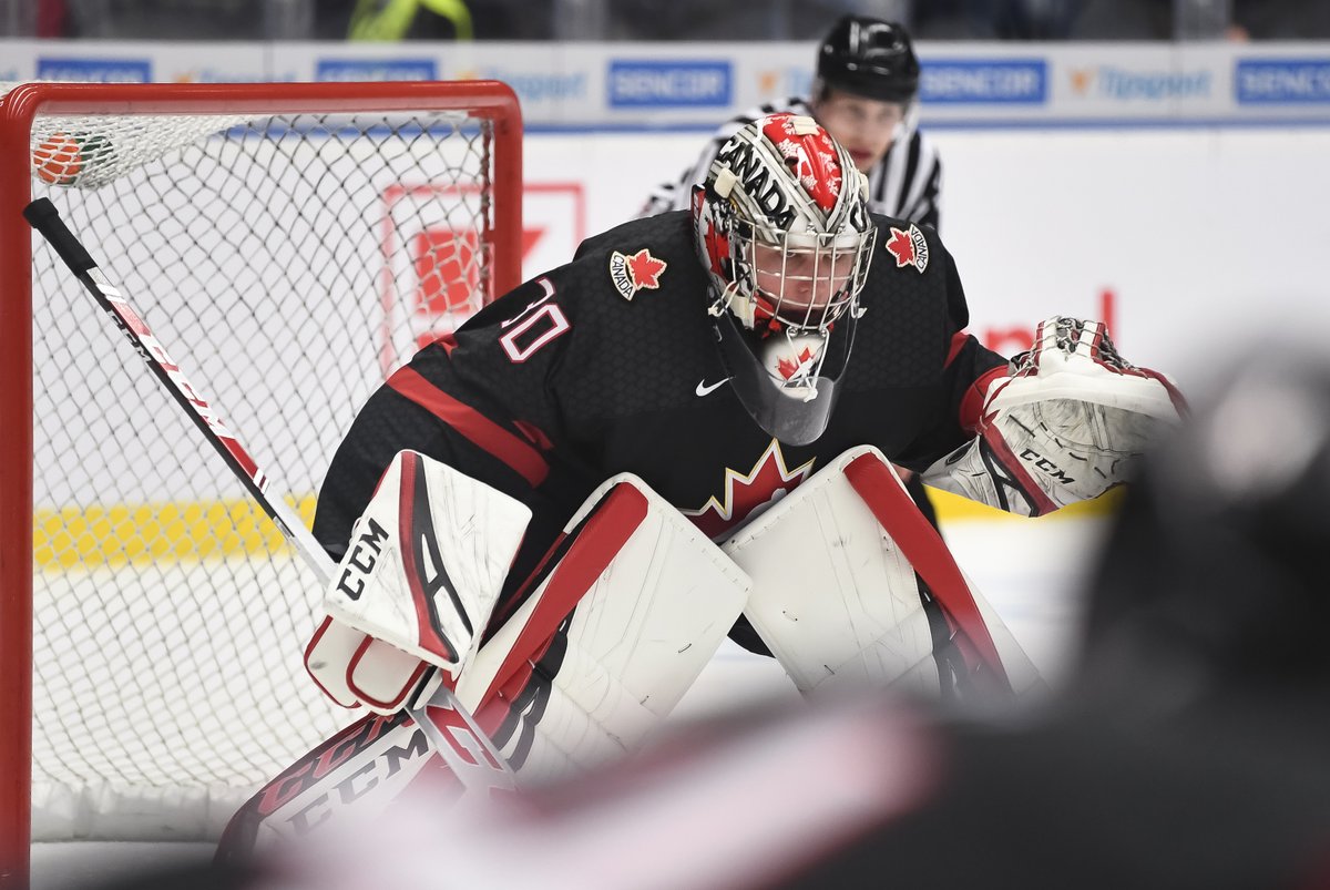 WorldJuniors's tweet photo. 5 starts, 5 wins.

1.60 GAA, .939 SV%, 1 SO

@joelhofer123 is your Top Goaltender.

#WorldJuniors https://t.co/xbjgnxp80W
