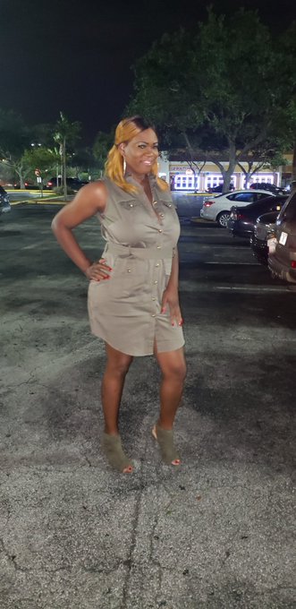 Tall tgirl on the move... https://t.co/eLbig1gvLF<a href="/tag/tgirls"class="tags"><span>#tgirls</span></a><a href="/tag/transisbeautiful"class="tags"><span>#transisbeautiful</span></a>