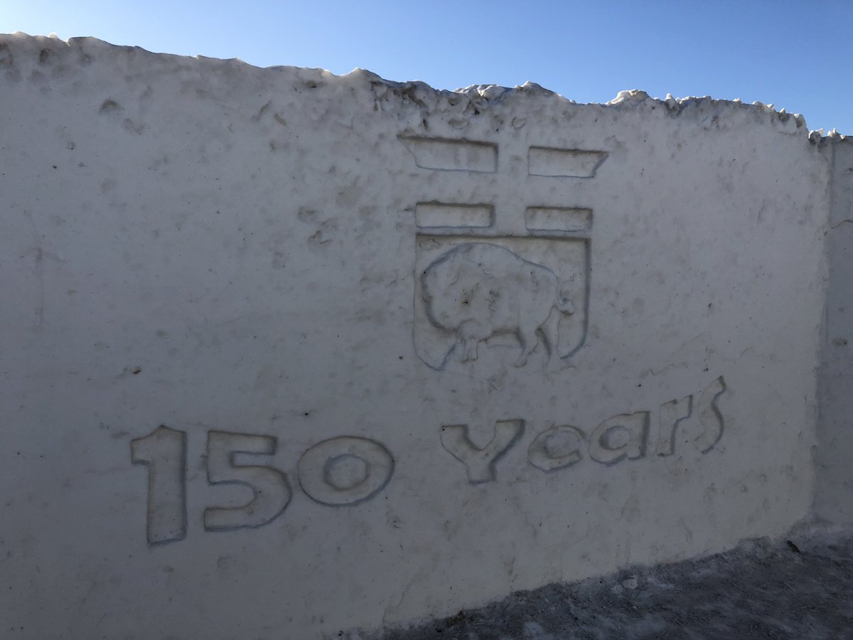 MichelleSSacco's tweet photo. Snow Days = Snow Maze. Great day for some adventure and a sleigh ride. Can’t believe this record holding attraction isn’t a check in point for the #Explore150 APP! #ExploreManitoba #Manitoba150 https://t.co/NqUwExEqrf