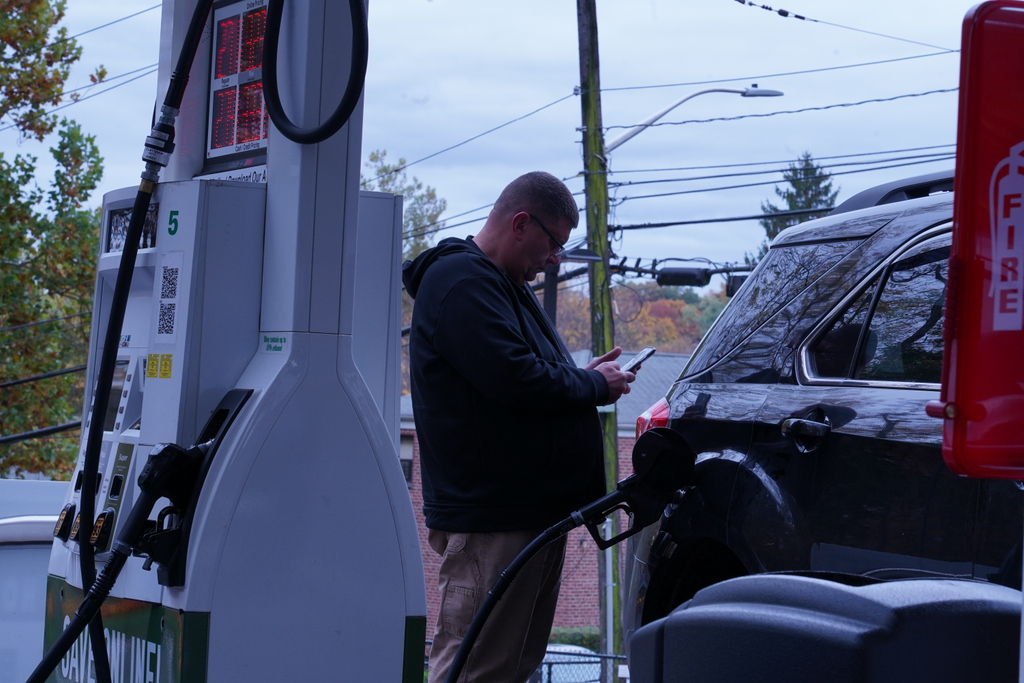 Fuelcoapp's tweet photo. Using our mobile app is easy. Simply input your pump number, select your preferred payment method, wait for the confirmation code and input it in the pump to start  fueling. #fuelcoapp #fuelco #valhallany #whiteplain #saveongasonline https://t.co/Wnw0i8iIOu