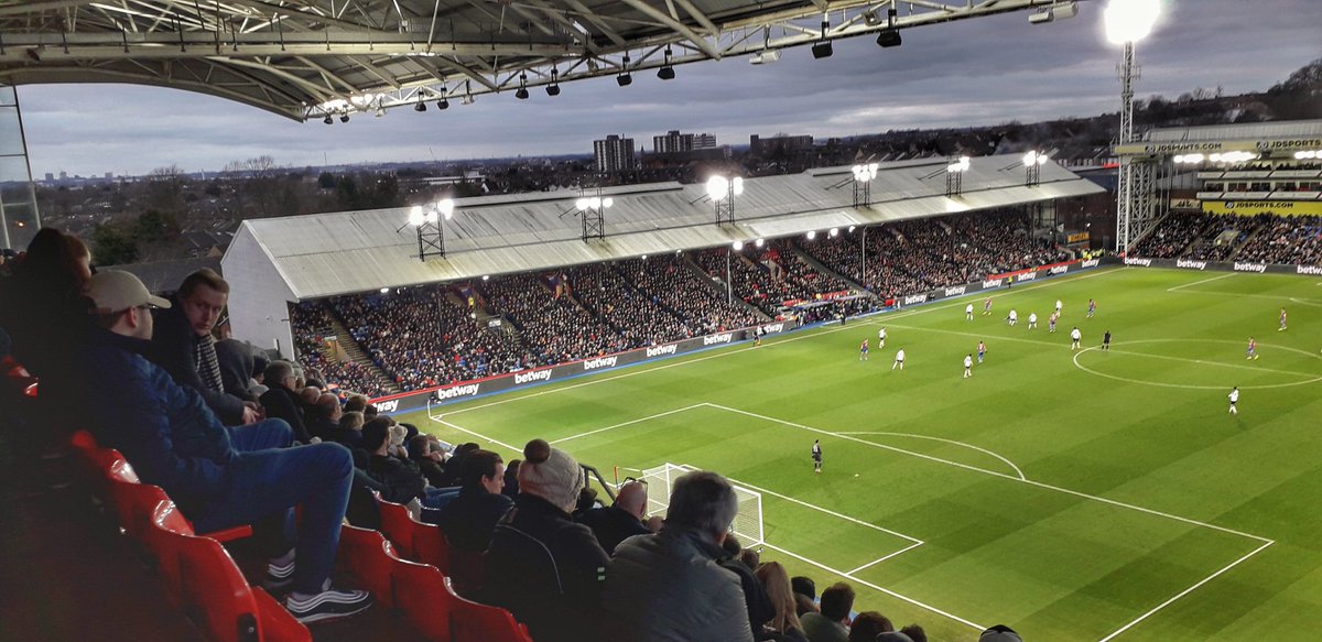 Scarpenter_67's tweet photo. The usual lackluster @EmiratesFACup performance from Palace as they whimper out 0, 1 to @dcfcofficial.
#FACup #cpfc #CRYDER @bugeatersfc @HC15OnTour @AlexChiles_ @englandsno1 @sebastian1906 https://t.co/Ex1G3xR4iO