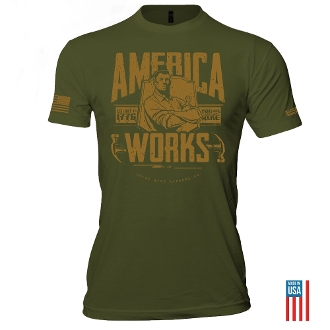 nortonsusa's tweet photo. Loving our America Works tee made in the US from US fibers! https://t.co/I43jevgxwV #madeinUSA #NortonsUSA https://t.co/spwZbBoqk5