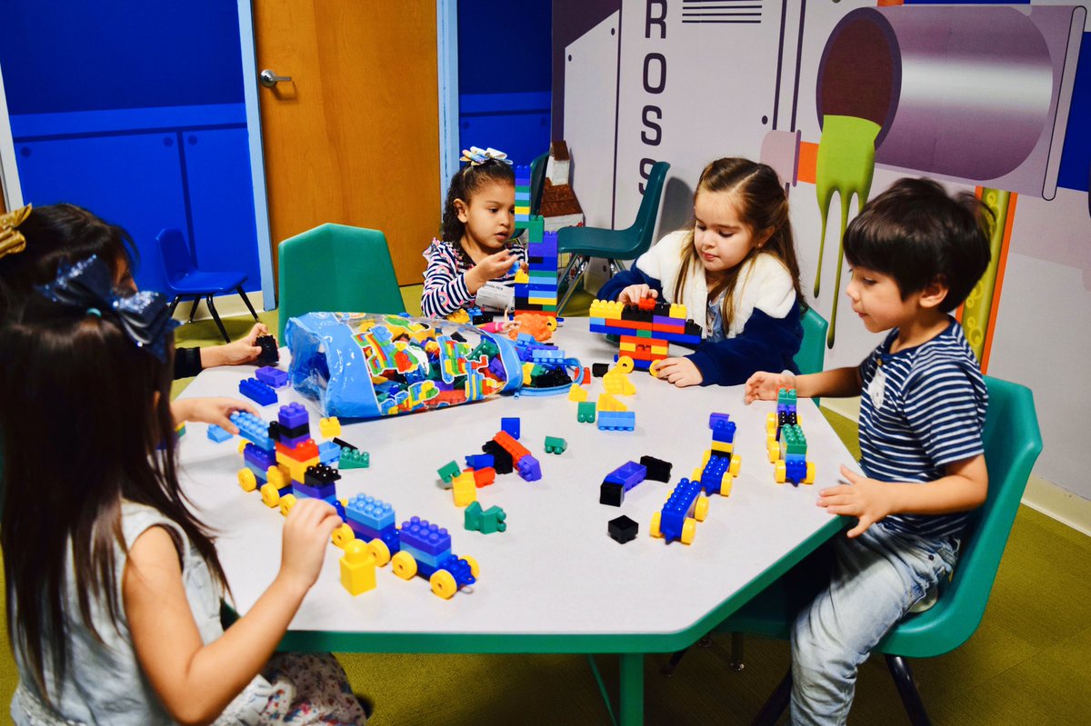 CrossKidsRGV's tweet photo. At Cross Kids we learned the impact of prayer and the importance of having a conversation with God! 🙏📞☎️
#crosskidsrgv
#crosschurchrgv
#prayer
#communicationwithGod https://t.co/S105kn9Fw8