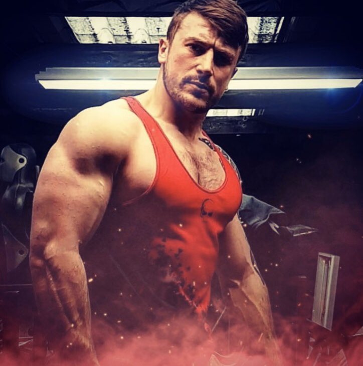 Excuses build zero muscles, agreed? Photo featuring the AlterEgo ShapeShifter Stringer.