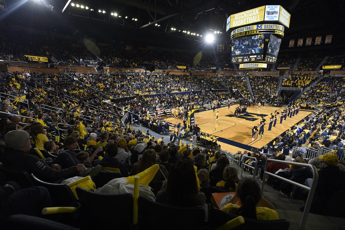 Huge shoutout to our amazing crowd today....11,068 in attendance! 

#goblue