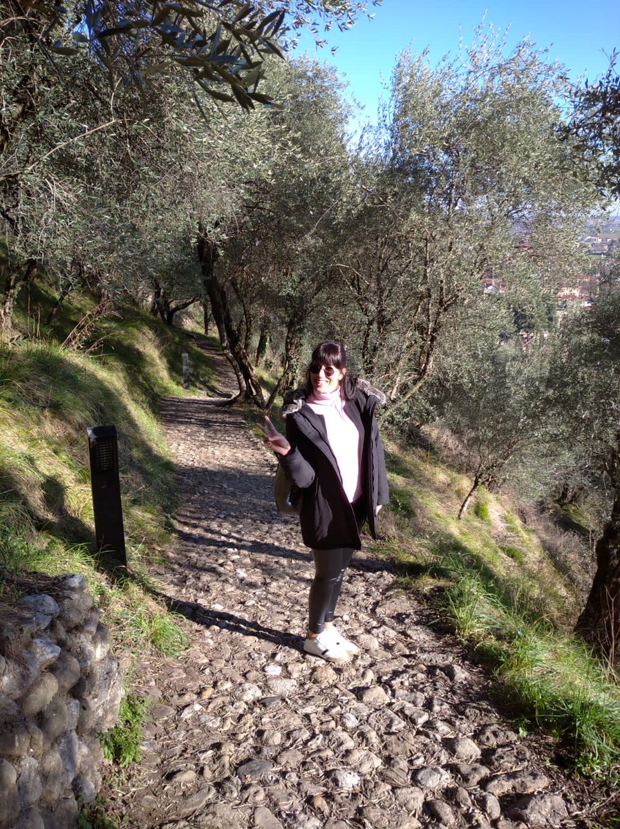 CryMarta's tweet photo. Su su su... E poi giù giù giù!! https://t.co/WV9pAJKKgr