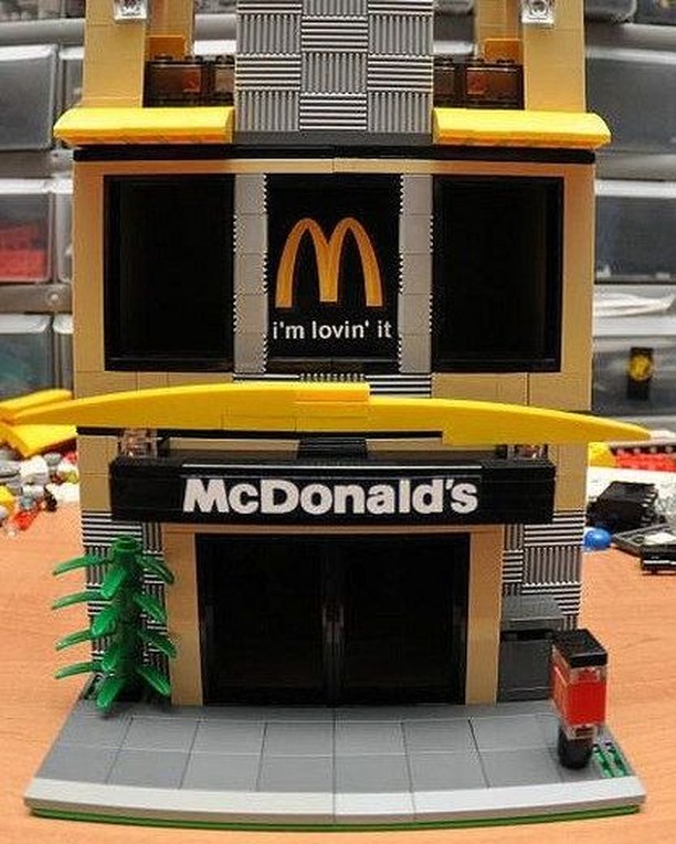 EG0fanwz's tweet photo. i'm lovin' it  mcdonalds → https://t.co/The8ZEB6ay https://t.co/kvc1M7c7PK