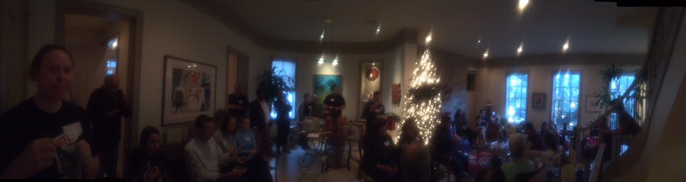 M4WTexas's tweet photo. 40 plus folks out here in Houston tonight!!! What are we doing? Telling stories and making plans!!!

This is how we win this thing!!! @houston4warren @TexasForWarren @jennlongoria @Millys4Warren @SA4Warren @Austin4Warren https://t.co/U8uZ9hnwVn