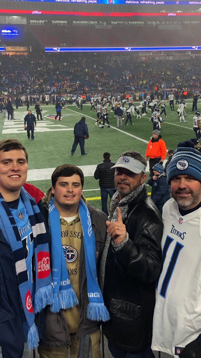 stottsrocks's tweet photo. Had a blast getting that Dub and hanging with @Midday180 Friday night #TitanUp https://t.co/WyRvziJHvv