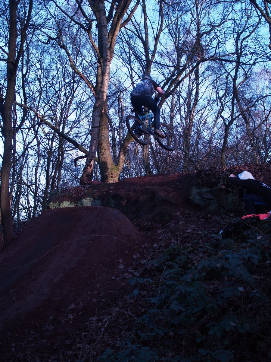 kane_mtb's tweet photo. My #mountainbike highlights from last weekend. #dirtjump @Halfords_uk @CycleRepublicUK https://t.co/we0exJp3Rb