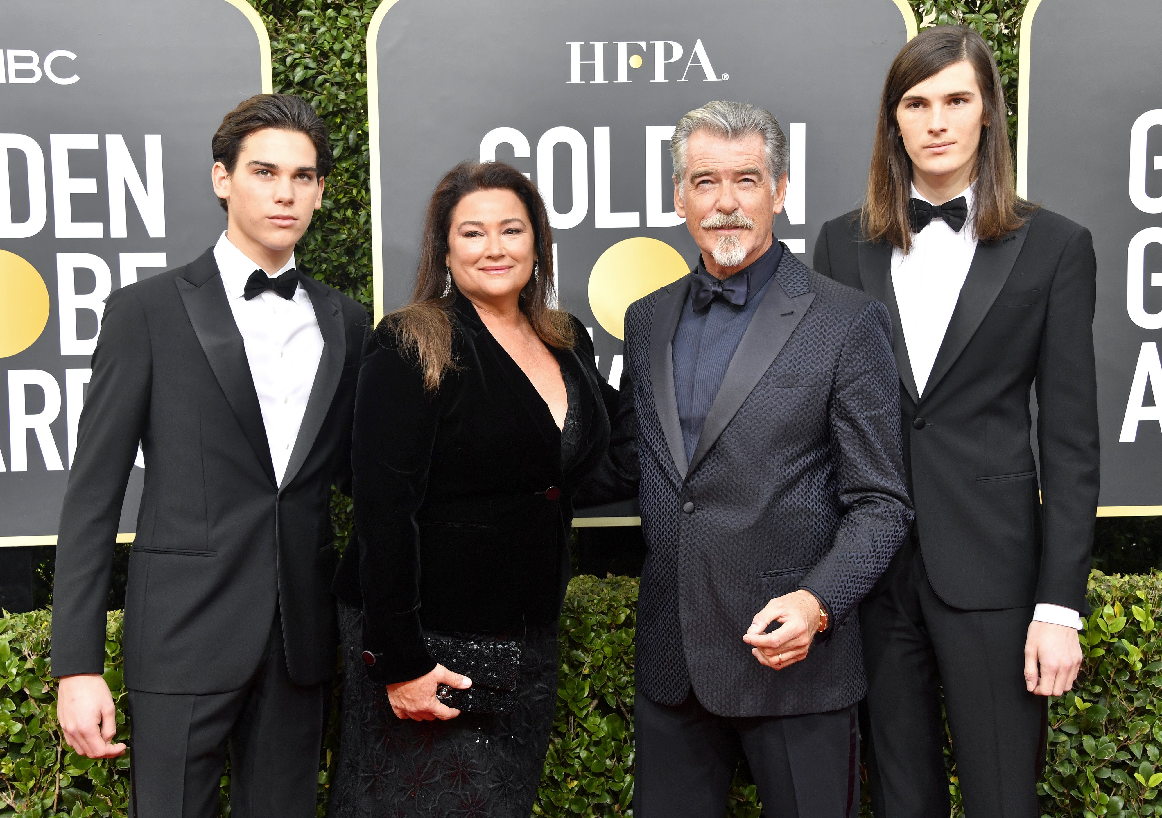 Pierce Brosnan And Family(04)