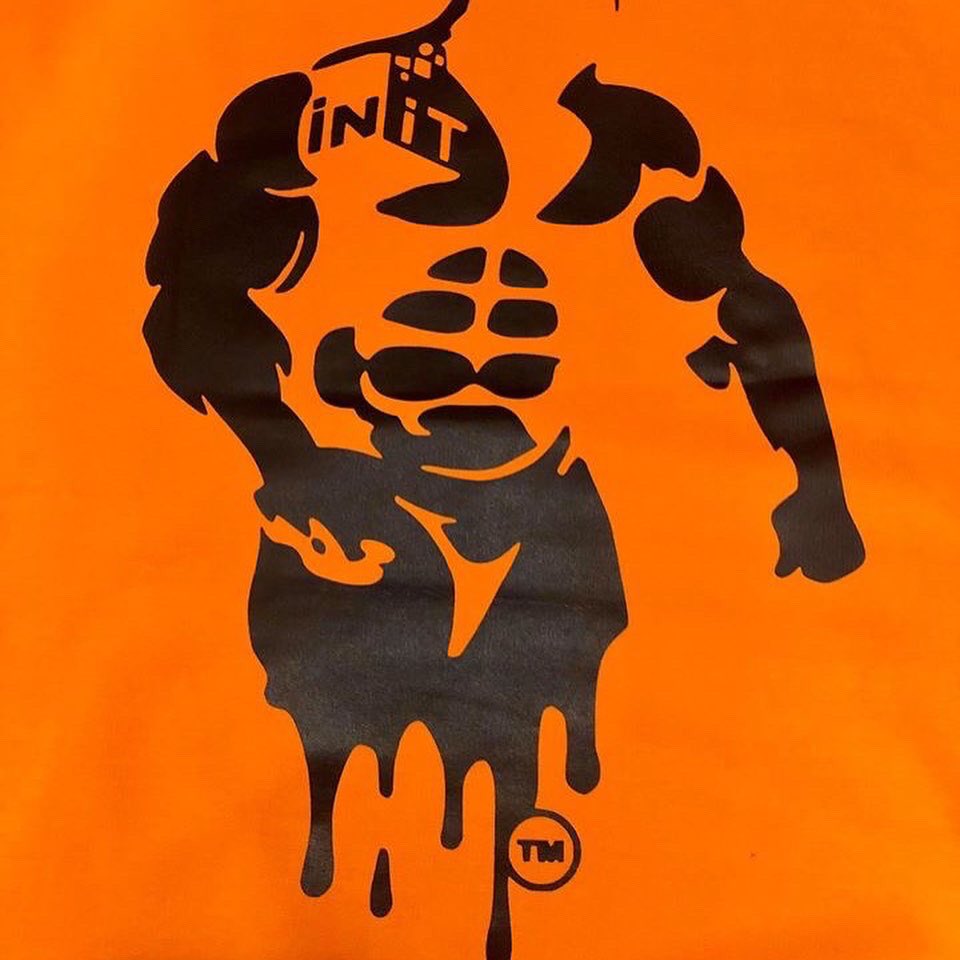 and_init's tweet photo. Love this colour together wanted the orange my self but someone brought it lol but hand made any colour logo you want from £25 👍
This has a gym design Logo on but can have normal Logo instead? #hoodie #orange #gym #bodybuilding #growth #grow #body #mindset #workout #sport #gains https://t.co/IHW9c7hd4C