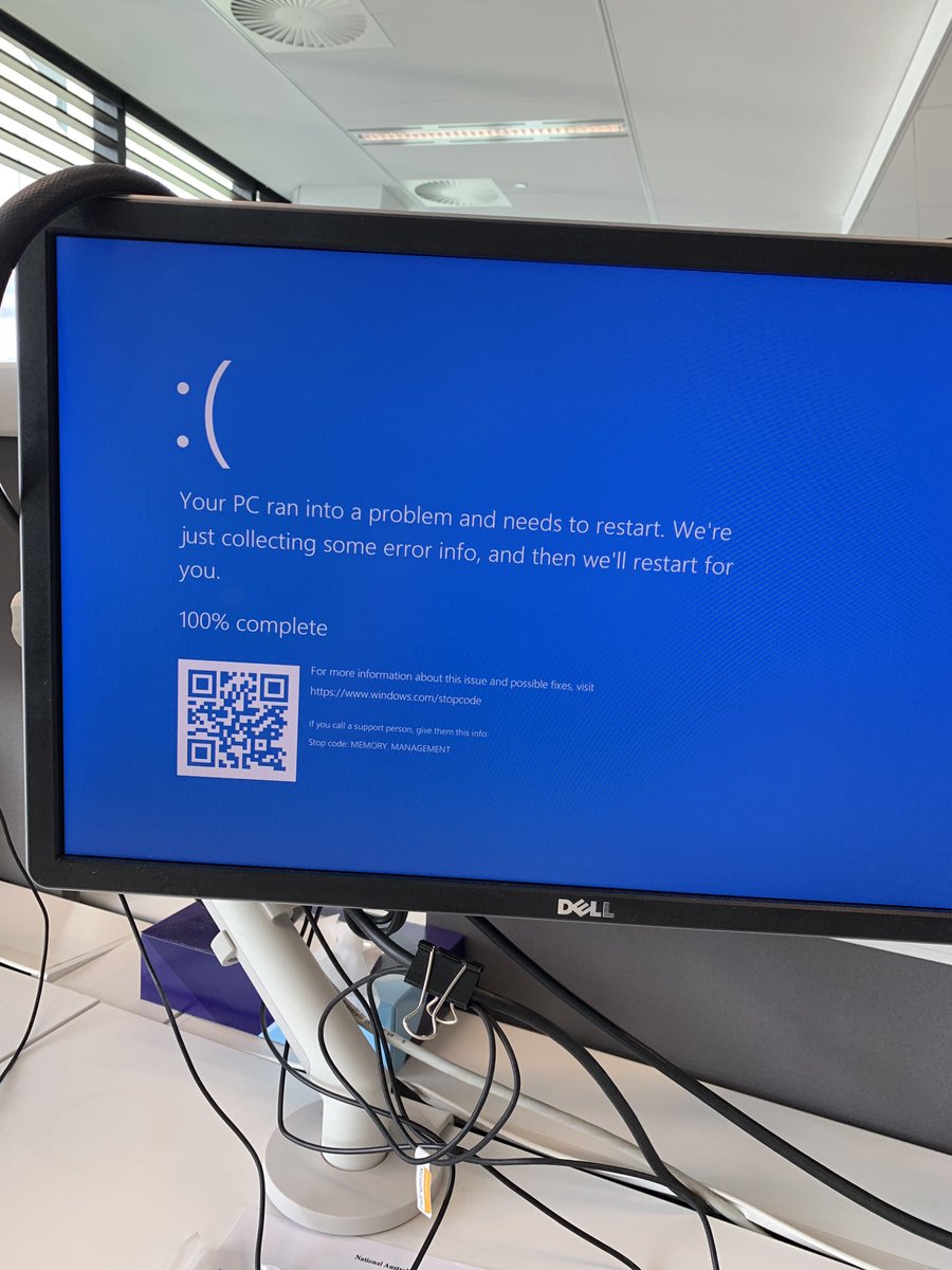 Hoobiemanchu's tweet image. It hasn’t actually been the smoothest start to the new work year 🤦‍♀️. #newcomputertime