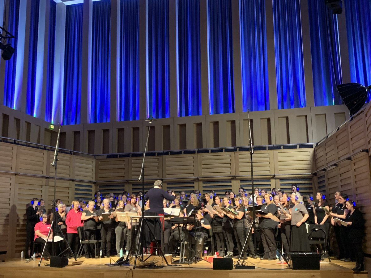MWChoirs's tweet photo. #strongertogether with choir members from all around our inspiring network and choir members from @MilWAGSChoirCat and @Milwiveschoir in this incredible space @KingsPlace thank you for having us! 💜🎶 #studiorecording #londonrecording #choirrecording #watchthisspace #londonmusic https://t.co/HZgVPcnSPe