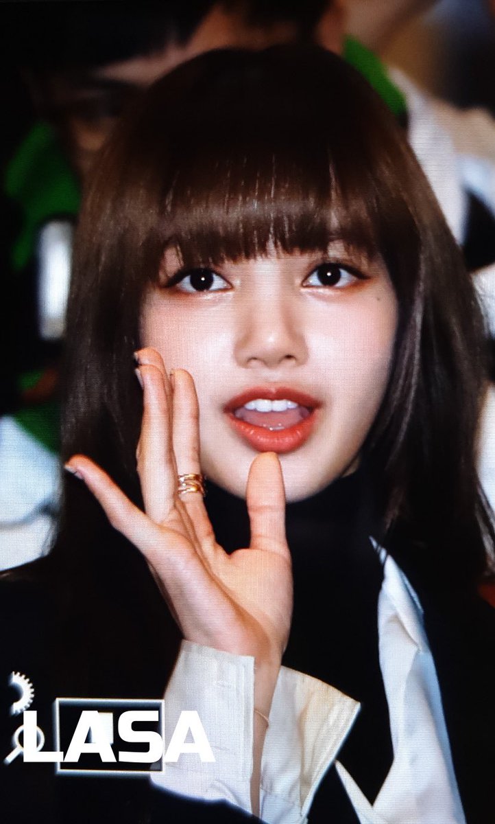 LASAforLISA's tweet photo. #블랙핑크 #BLACKPINK 
#리사 #LISA #リサ

200106 GMP https://t.co/YC4OrO3xOM