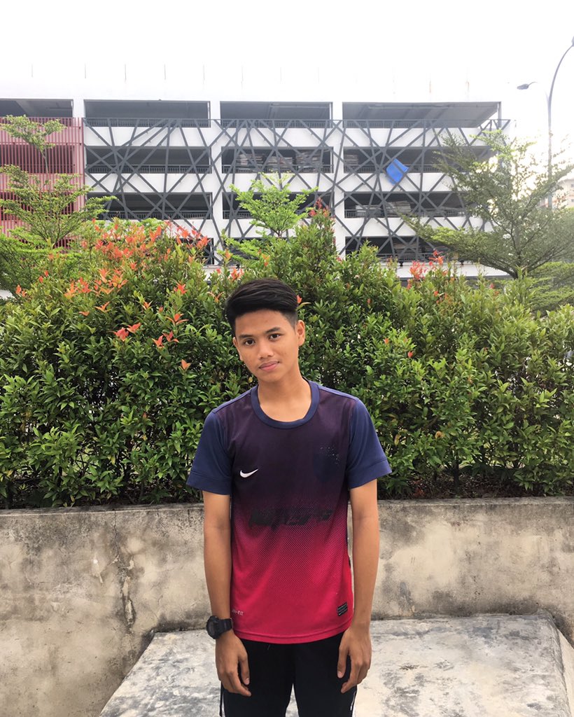 asyrafxv's tweet photo. 🥴 https://t.co/XlXlJpjsX8