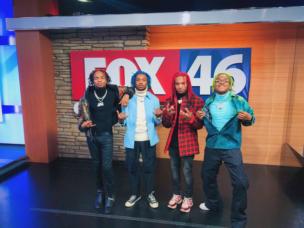 Gnarl3yBoyz's tweet photo. Appearing on @fox46charlotte on Christmas Day 🎬performing Our Christmas song 🎄having our friends and family see us On T.V was such a Blessing 🙏🏾and a dope way to End The Decade 🏄🏾‍♂️
#ENDOFADECADE dropping soon 👀 https://t.co/IHG7EVNjNJ