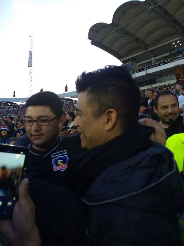 Llegó el tapado de Colo Colo <a href="/AmericoOficial/">Américo</a> #NocheAlba #ColoColo2020