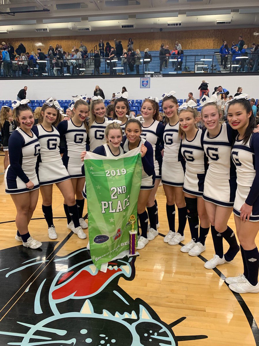 Julie Hardesty (@coachlionscheer) on Twitter photo 