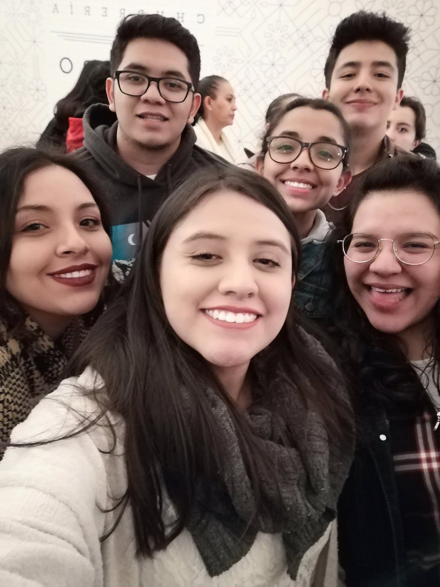 Anagcm13's tweet photo. La última vez que nos vimos juntos teníamos como 17. ❤️ https://t.co/qqw6YBY5ZQ