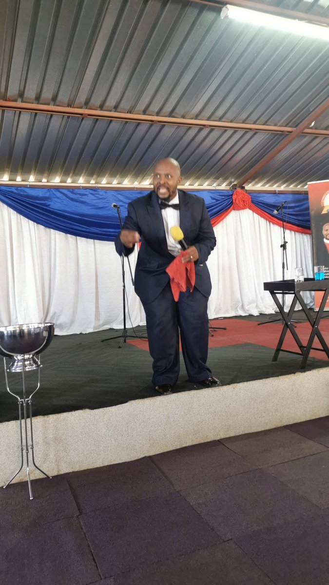 Christcrucifie2's tweet photo. Apostle BP Xaba giving a sermon on Isaiah 60v1-7 #FirstSunday2020 #2020TheYearOfFruits #CCBC https://t.co/6TbYv9rWcV