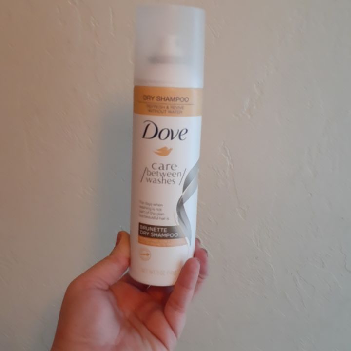 DesireeGauthier's tweet photo. woohoo!! received my Dove dry shampoo from influenster!! https://t.co/oBO1wIMmEQ https://t.co/7gu5ekReMf