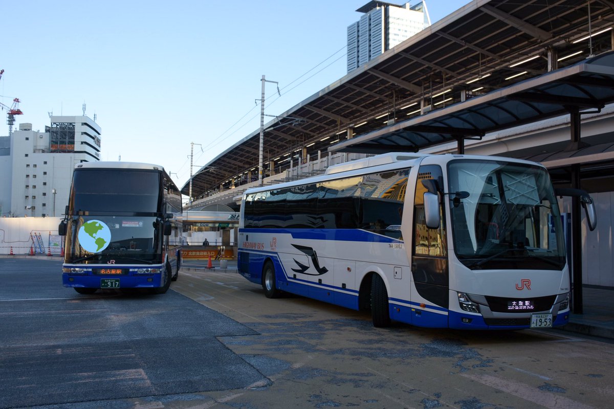 コボ 名神hwバス 超特急5便 大阪駅 Usj行 Jr東海バス 744 ドリームとよた3号 名古屋駅行 Jr東海 バス 744 03年式エアロキングも引退が近いのかもしれないですね Jr東海バス