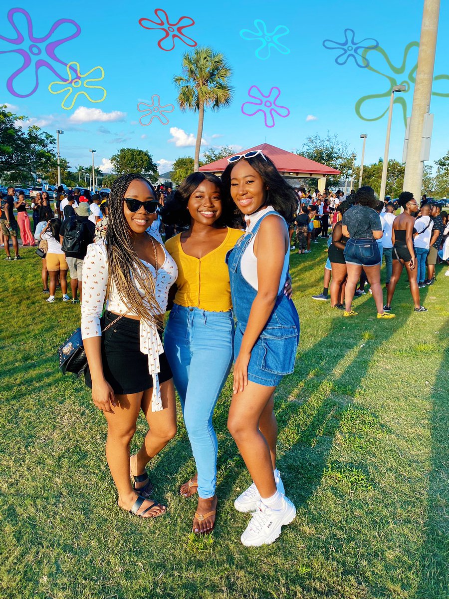 bougiebritt_c's tweet photo. Watch us go Zoom Zoom Zoom, try to catch us but you’re too slow. ☥ 
. 
. 
#CKESZOOMPicnic2020
#CKESZoomWeekend https://t.co/wbfYhrJNL7