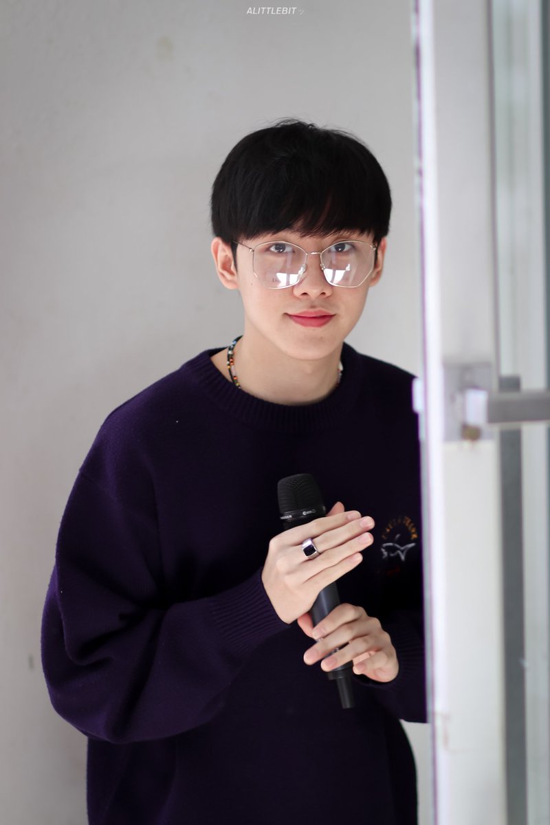 Marksiwat_only's tweet photo. สิ-ว๊าดดดดดด 
♡•••คุณหัวใจของพี่ 🖤
#หัวใจศิวัช 

Photo by @AltbForMSw 📷 https://t.co/culK6x19nd