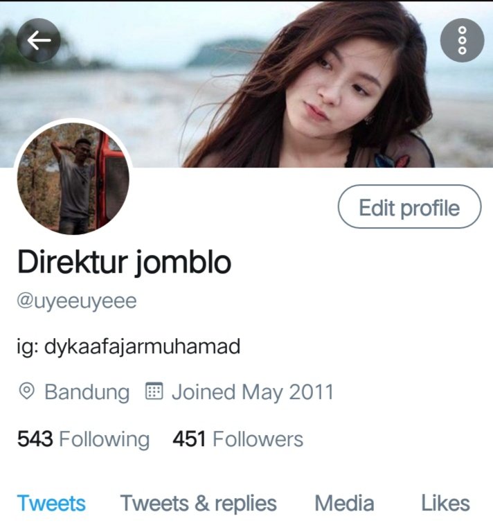 Ex Komisaris jomblo tweet media