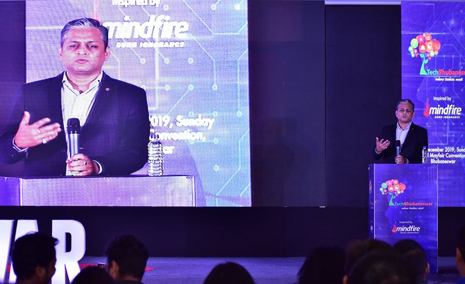 TechBhubaneswar's tweet photo. Inauguration speech by Mr. Manoj Kumar Mishra Honorable Secretary, Electronics &amp; IT at Govt of Odisha. He addressed #TechBhubaneswar attendees and share his thoughts on IT industry revolutions and the emerging era of futuristic technology.

#MIndfire #TechEvent #ITEvent https://t.co/kFNGkGkSgU