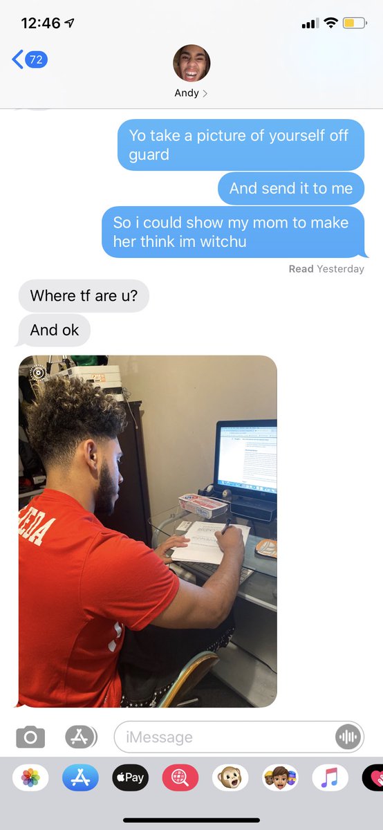 LouieSlyy's tweet image. told my niggas to send me a picture of them off guard so I could “send it to my mom” 
 
This is what they sent me 😂😂