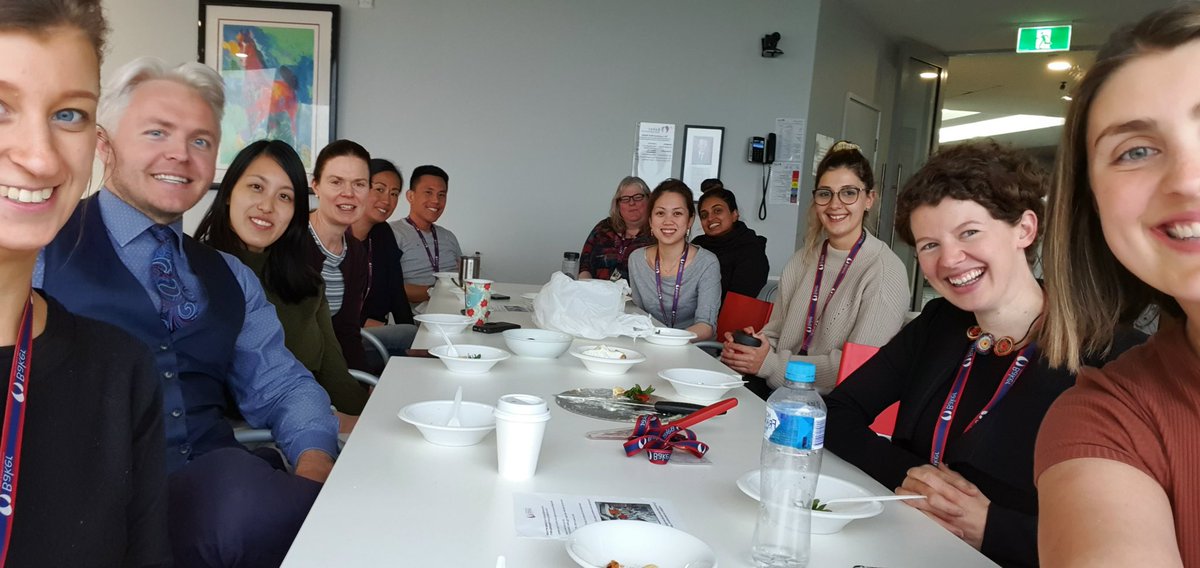 NicolaSergienko's tweet photo. And of course, some obligatory birthday #labselfies! Thanks for the delicious cake @DrJRMcMullen 😊🎉 https://t.co/BizPPEHNBD