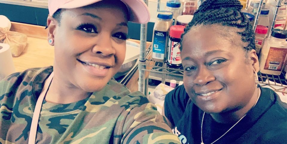 alphagamma1943's tweet photo. Earlier today, the Alpha Gamma chapter served and donated dinner to the youth of the Covenant House Georgia for the third year in a row in honor of Dr. Luthermae E. Adams!
#GammaPhiDelta #GPD #GPDSAR #AlphaGammachapter #sisterhood #service https://t.co/hesgXCSrr3