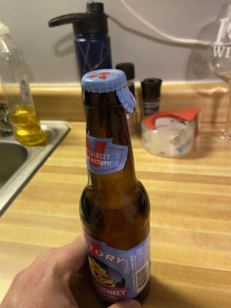 ChadFleet's tweet photo. @VictoryBeer  what’s up with this bottle I purchased today? https://t.co/mW8vEEb6IY
