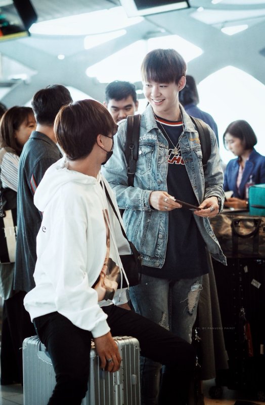 Aisusukiki's tweet photo. i've been paying attention to you in every way you know or don't know
🖤❤️🐯🐉
PS火箭大队🚀/ PS Rocket Force🚀
Cr.logo/owner
#PerthSaintShineTheirLight https://t.co/Rq3PkdhDnz