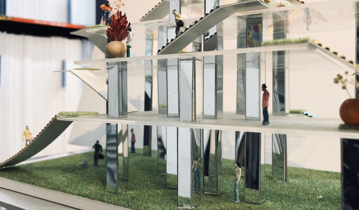 レモン3階 売り場より ＃アルミシート波型折板 のご紹介です🍋 こちらは ＃階段表現 にポピュラーなリップルボードのアルミシート版で ＃建築模型  ですと屋根や壁・階段表現に最適です🥭 形状を固定しやすく部分的にフラットな面を作ることもできますよ🍒 ぜひぜひご活用 ...