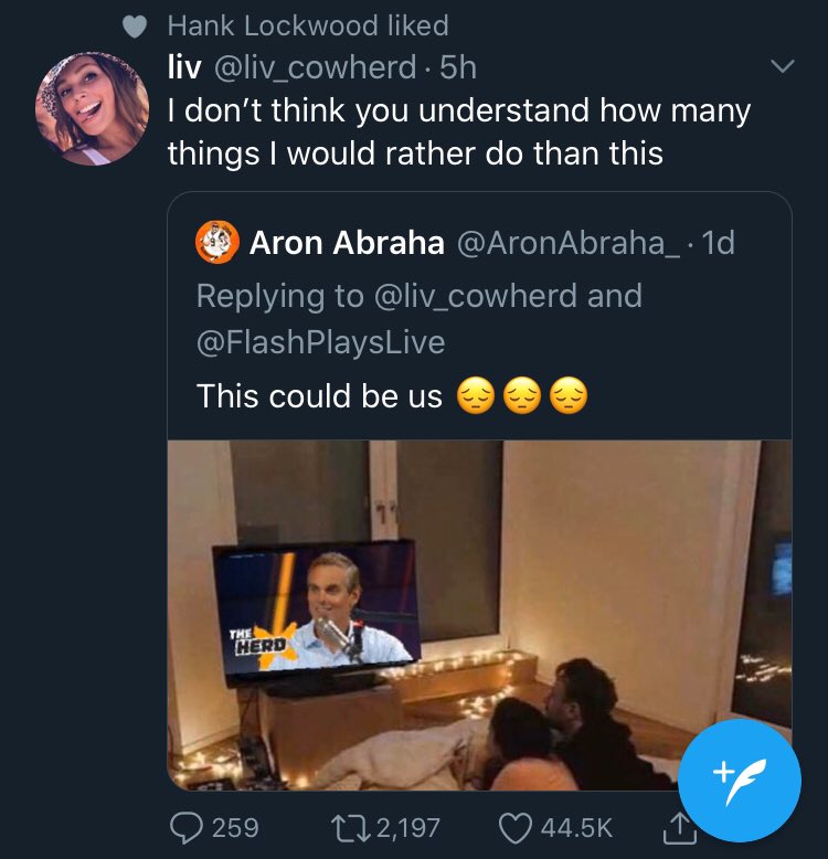 KFCCommenter's tweet photo. @bettheover85 @BarstoolRia @hen_ease Breaking... they put eachother on the hot seat https://t.co/q35tCH1XP0