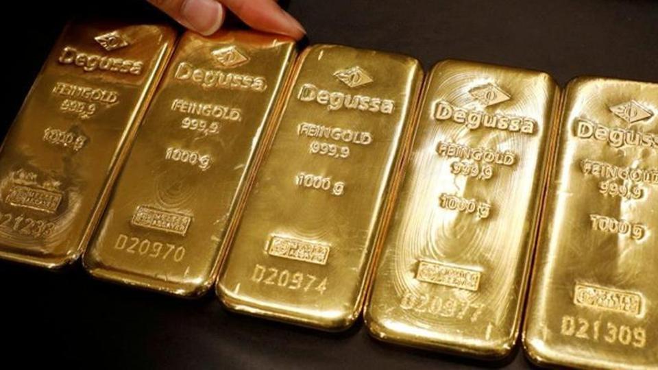 Amid Iran-US tensions, gold jumps to highest level since 2013

hindustantimes.com/business-news/…