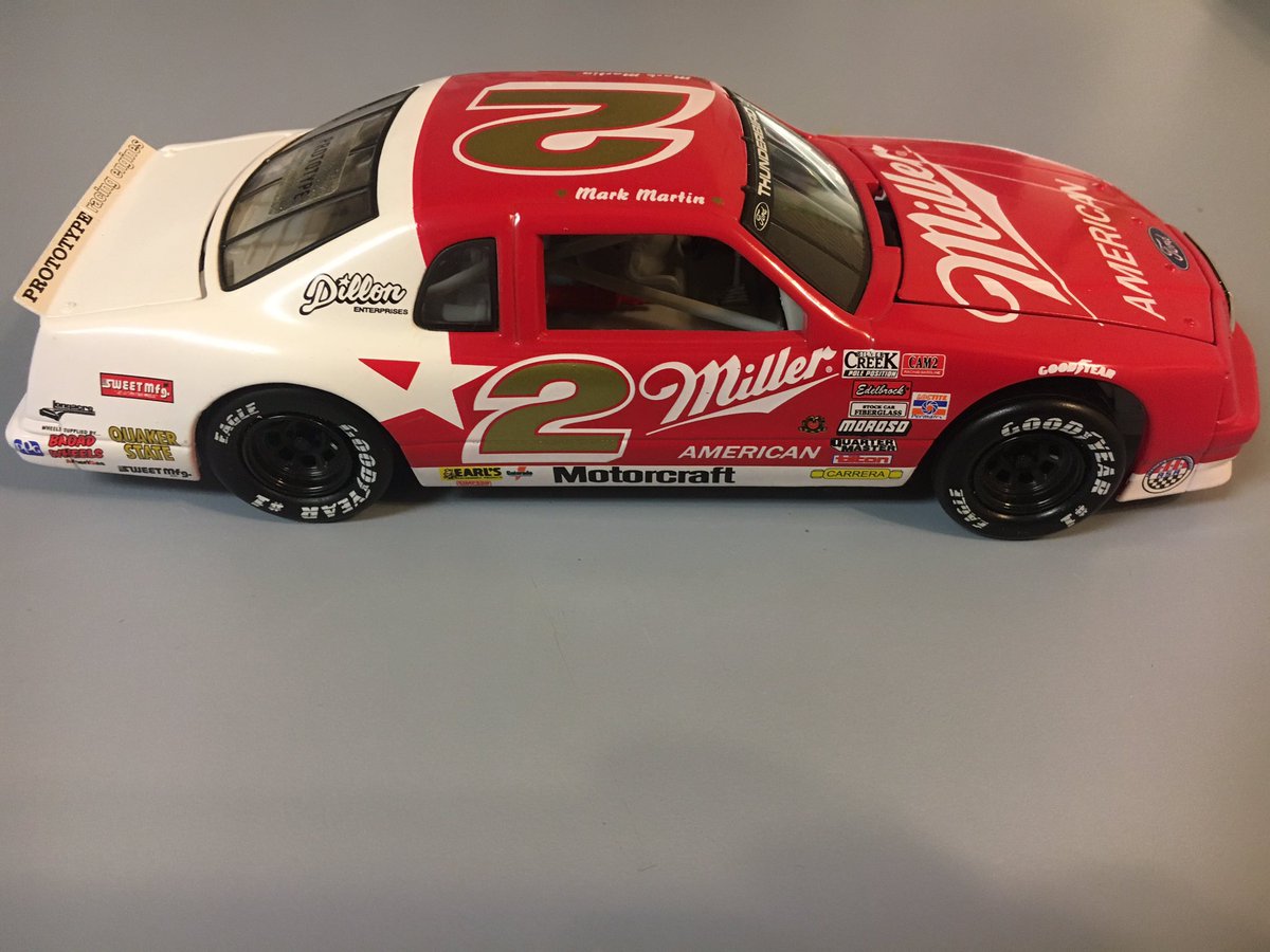 Berry6MartinFan's tweet photo. @keselowski @Team_Penske is it too soon to lobby for a beautiful @markmartin Miller throwback this year? Grew up loving Mark and now love watching Brad and this would be a dream throwback for me to see on track!! https://t.co/AtmfmBwLTV