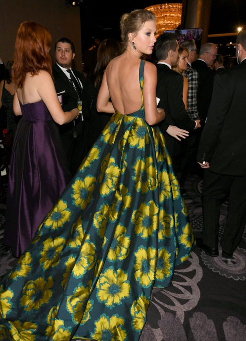 Golden Globe Awards - Page 22 ENkN81eUUAA7VWZ