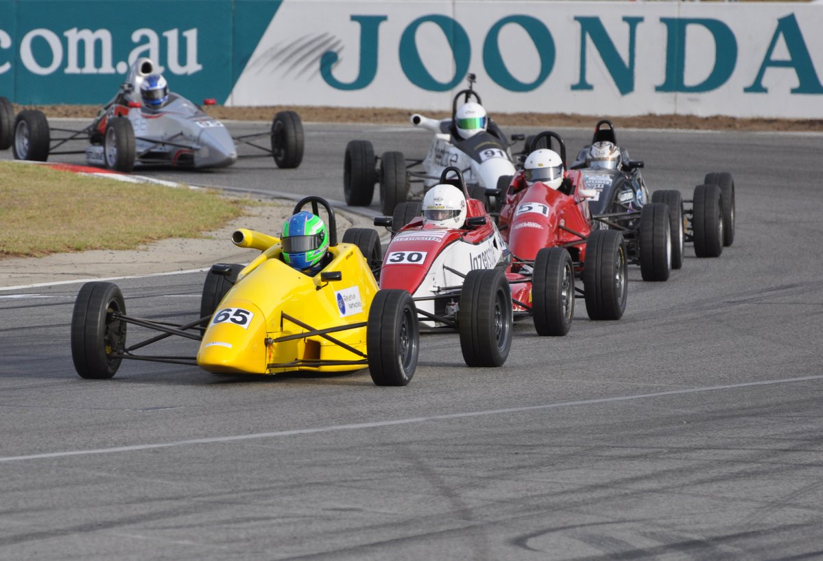 FFordAus's tweet photo. ⬇️2020 WA Formula Ford Championship calendar announcement⬇️
https://t.co/qw96xBq98f
#ffordaus #formulaford #waformulaford #ff1600 #wascc https://t.co/OEy4Ju1Zsm