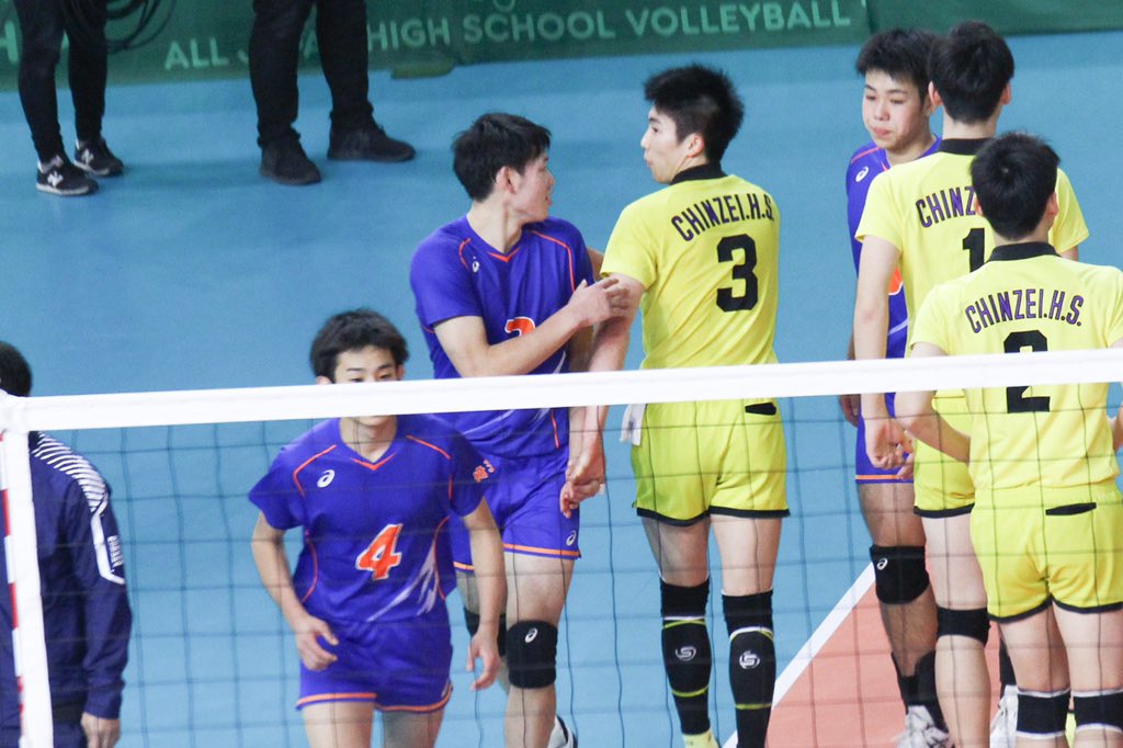 marichi_243's tweet photo. この2人の間のことは2人にしかわからないとは思うけど、
2人の関係性は切磋琢磨し合ってるようで素敵だなぁと思ってました。
直接対決を観れて良かったです
お疲れ様でした🙇‍♂️

#砂川裕次郎　選手
#水町泰杜　選手 https://t.co/Ac1qNJRJvt