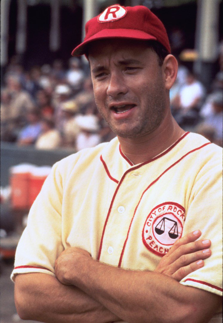 lbarraa's tweet photo. @Gonzalo7movicio @Gonzalo7movicio The league of their own... simpática, personajes entrañables, mensaje sobre la igualdad de género y un Tom Hanks que juega al anti héroe, un entrenador de baseball alcoholico en busca de redención... #theleagueoftheirown #TomHanks #septimovicio https://t.co/jlR2H7SkPw