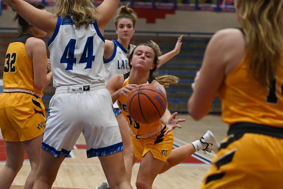 Lady Braves Christmas Clash
Semi-Finals / Saturday

Bloomington North 51 v Indian Creek 41
North Harrison 66 v Monroe Central 54

Urbanski, Lillis, Pendleton, Bramlett, Burgher, Sauders, Bolton, Beckham

Recap &amp; Photo Gallery